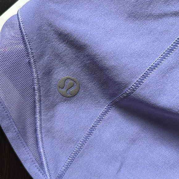 LULULEMON HOTTY HOT LR SHORTS 2.5” SHORTS IN DARK LAVENDER SZ 10 NWT - Picture 7 of 16